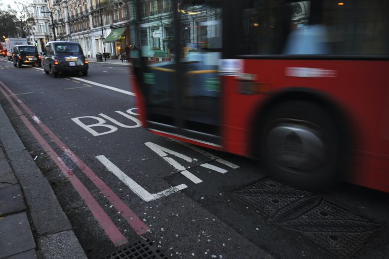 Schimbari majore aduse bus lane-urilor in Londra